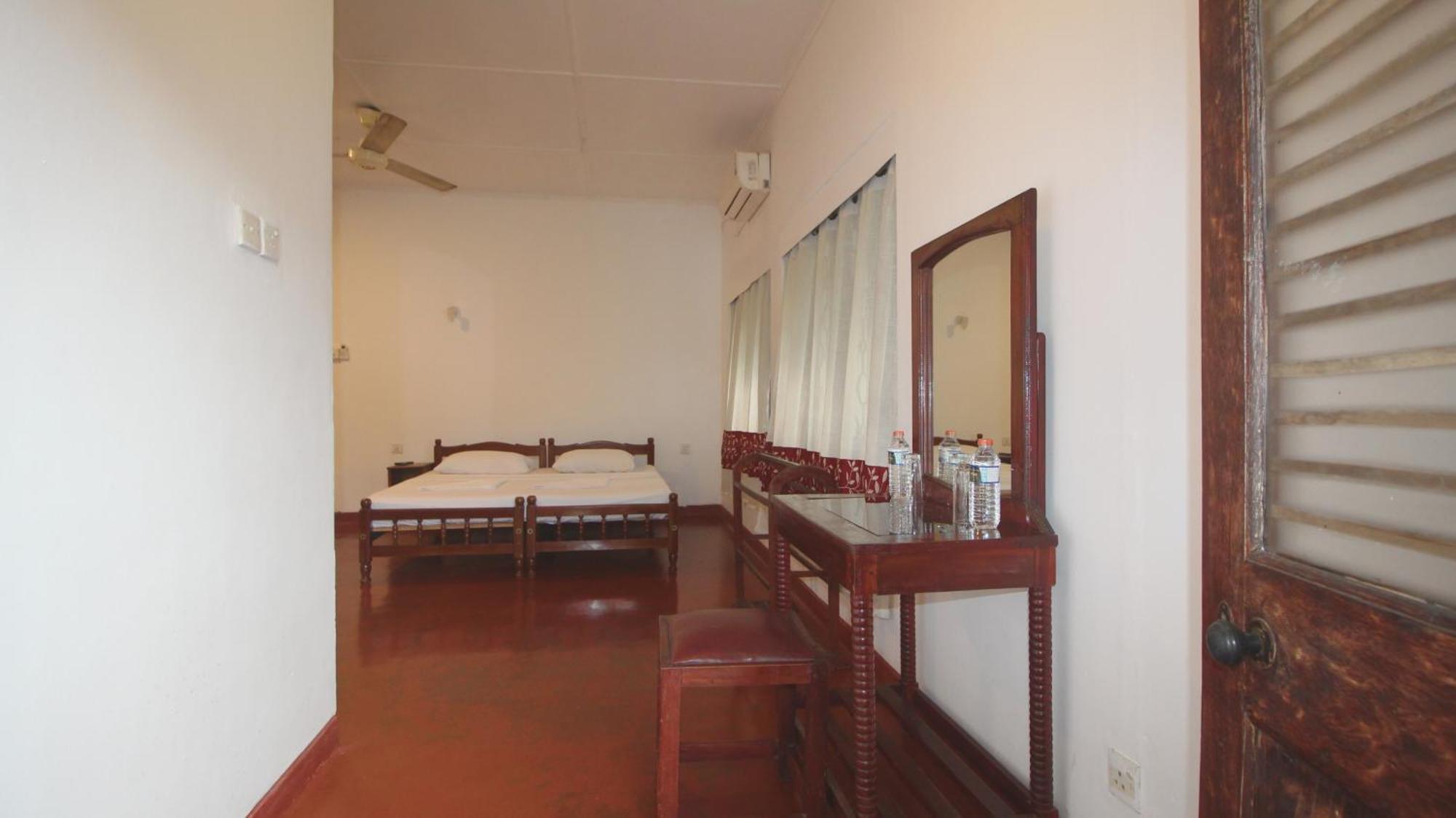 Kandy Boutique Villa By Fortuna Bungalows Esterno foto
