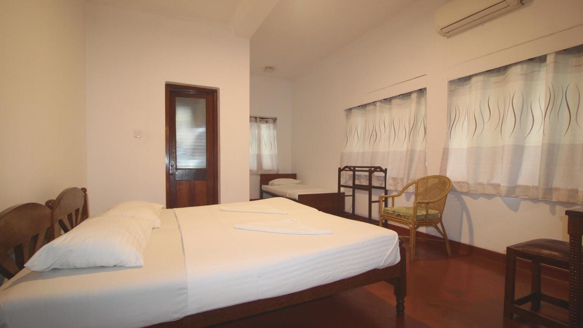 Kandy Boutique Villa By Fortuna Bungalows Esterno foto